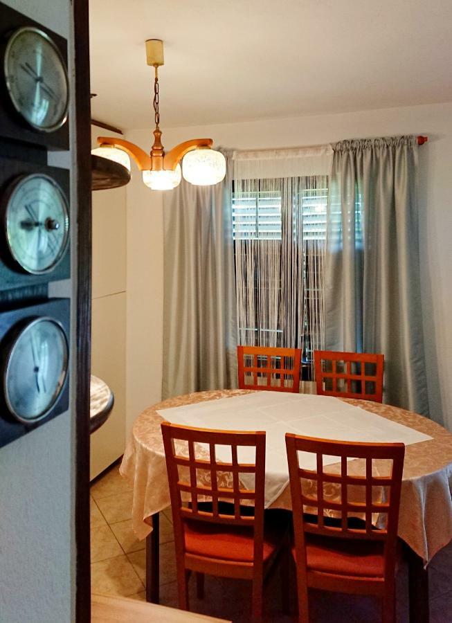 Apartments Rogocana Labin  Bagian luar foto