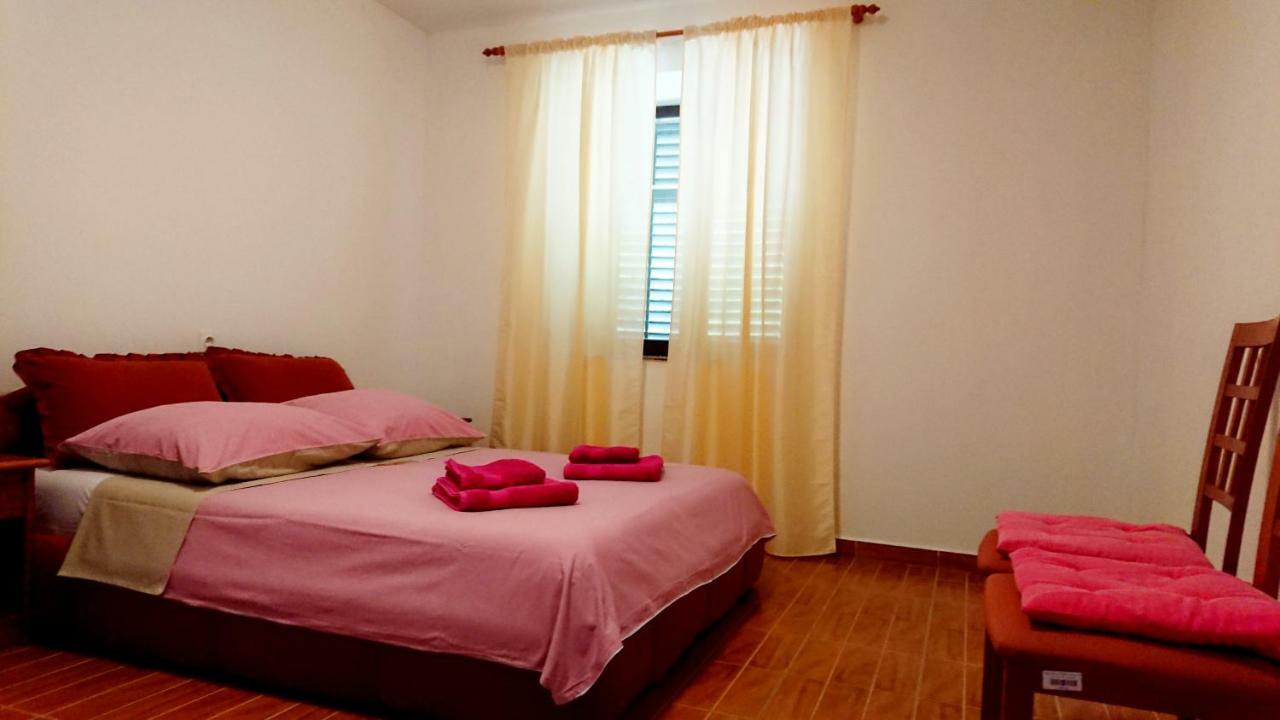 Apartments Rogocana Labin  Bagian luar foto